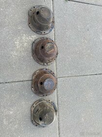 Hrnce světel Škoda LS, GLS - 2