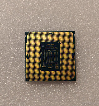 Intel Core i3-8300 | 3.70 GHz | UHD Graphics 630 | LGA 1151 - 2