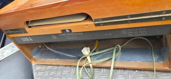 Tesla radio gramofon 1019A - 2