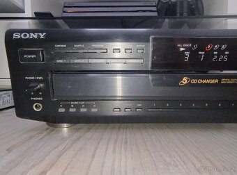 SONY CDP-CE505 přehrávač na 5cd - 2