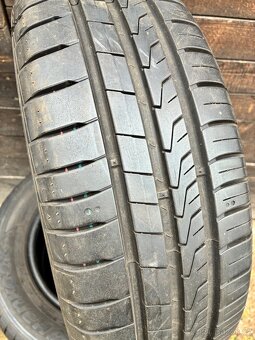 Prodám 195/65R15 letní - 2