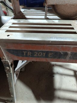 Řezačka obkladů - 2