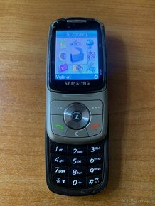 Samsung SGH-X530 - 2