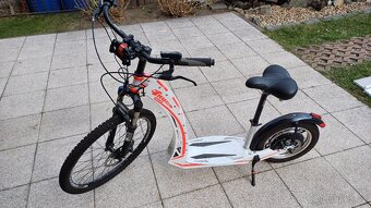 Elektrokoloběžka HUGO BIKE Sunny - 2