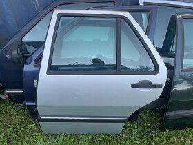 Dveře na Saab 9000 - černé a stříbrné - 2