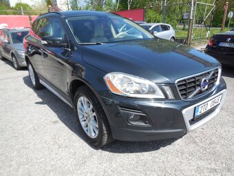 Prodám Volvo XC60, 2.4 D5 136kw 4x4 Automat Tažné - 2