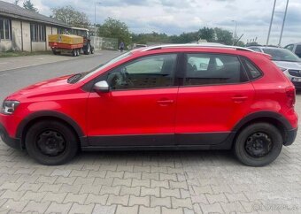Volkswagen Polo 1.2i 16v, CROSS, 99.000tis km benzín manuál - 2