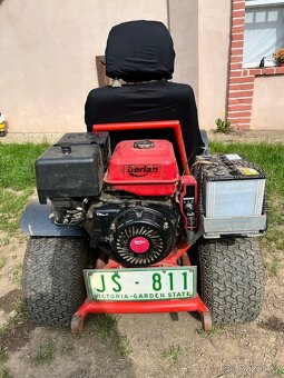 Buggy / traktůrek/sekačka - 2