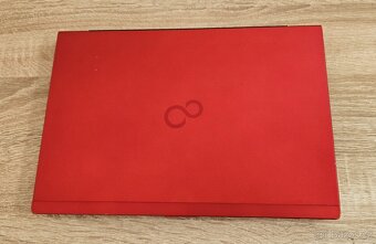 Fujitsu U938 (i5-8250U, 20 GB RAM, LTE, dotyk) 0,9 kg - 2