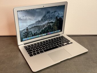 MacBook Air 13'' 2015 / i5 / 4GB / 128GB SSD - DPH - 2