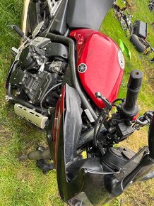 Rozprodam Yamaha FZS 1000 Fazer 01-05 na dily. - 2