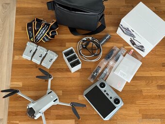DJI Mini 3 Pro Fly More Combo + DJI RC – TOP STAV + přísluš. - 2