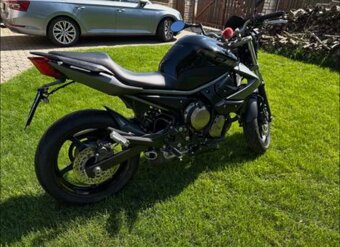 YAMAHA XJ6 - 2