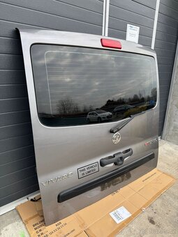Páté dveře Opel Vivaro B 2017 - 2