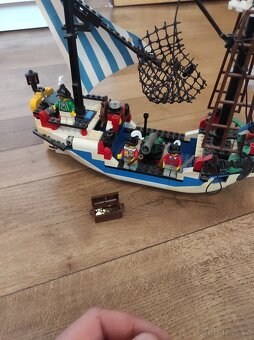 Lego 6280 Armada Flagship - 2