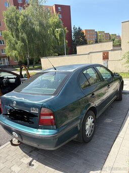 ŠKODA OCTAVIE - celé auto na NÁHRADNÍ DÍLY - 2