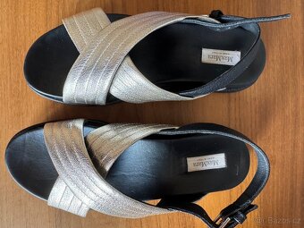 Kožené sandály zn.Max Mara, vel.37. - 2