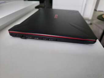 Herní notebook ASUS TUF505 - 2