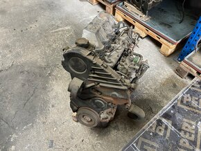 Motor Toyota Corolla 1990 2.0 D - 2