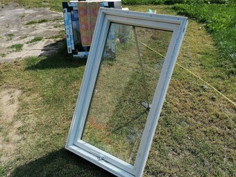 Prodám plastové střešní okna 78x140+ lemování - 2