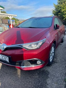 Toyota Auris 1.8i HYBRID - 2