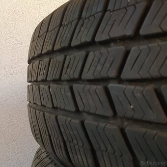 Zimní pneumatiky Barum 185/65 R15 č. AP68 - 2