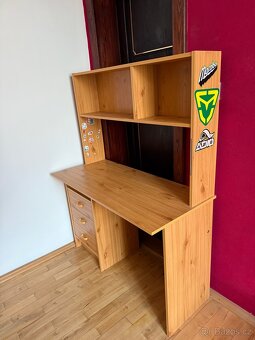 Psací stůl do dětského pokoje - 2