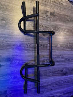 Multifunkční závěsná hrazda samovzpěrná - 2