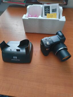 Hewlett-Packard (HP) PhotoSmart 945 - 2