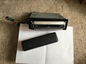 Výkonné Autorádio SonyCD/ MP3, ID3 tag, FM/AM tuner - 2