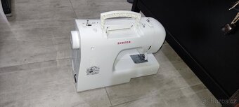 Šicí stroj - 2