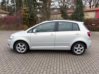 Volkswagen Golf Plus 1.6 TDI 2009 manuál - 2