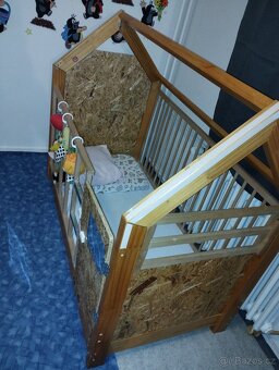 Domeckova postel - 2
