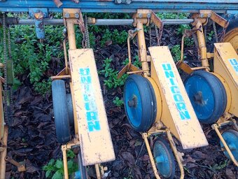 Secí stroj na řepu Unicorn - 2