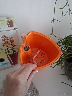 Samozavlažovací květináč Lechuza - 2