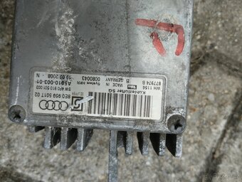 Audi A4 4ídící jednotka ventilátoru - 2