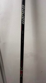 Hokejka Vapor Bauer bílý pasek - 2
