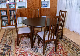 Stůl (rozkládací)  a 6 židlí - 2