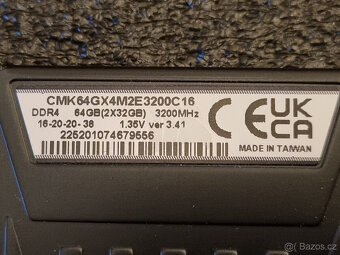 Corsair 64GB KIT DDR4 3200MHz CL16 Vengeance LPX černá - 2