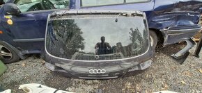 Pate dvere audi q7 viko kufru audi q7 4L - 2