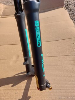 Vzduchova vidlice SR Suntour Aion 35 150mm - 2