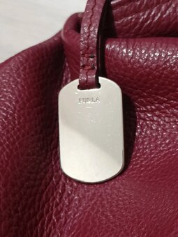 Kožená vínová kabelka Furla - 2