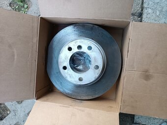 Brzdové kotouče přední e46 e36 - 2