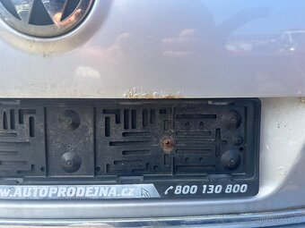 Kufr Passat b6 - 2