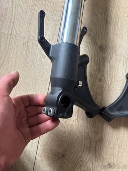 Vidlice na Yamaha R1 07-08 Rn19 - 2
