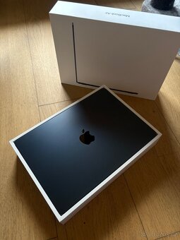 MacBook Air 13” M3 2024 256GB Midnight - 2