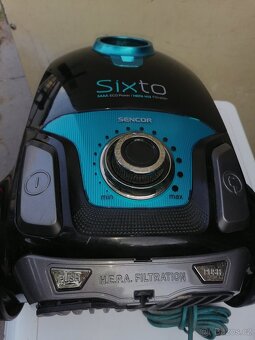 Sáčkový vysavač Sencor 750W - 2