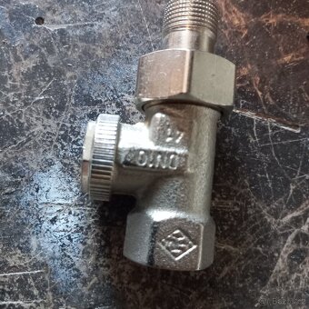 Ventil k radiatoru 5ks - 2