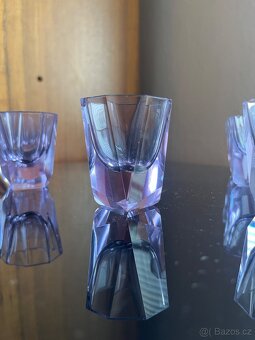 Fialová skleněná sada karafa se 6 skleničkami - 2