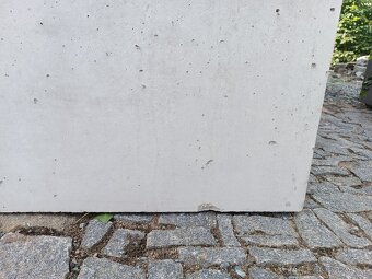 Betonový květináč - 2